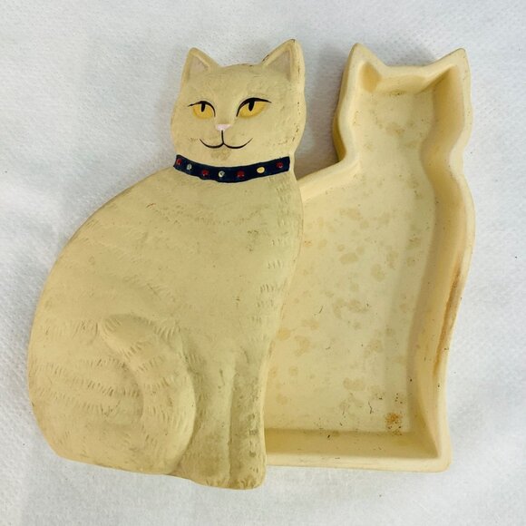 Vintage Cat Figurine Ceramin Trinket Dish "Crowning Touch". Japan - Picture 1 of 4
